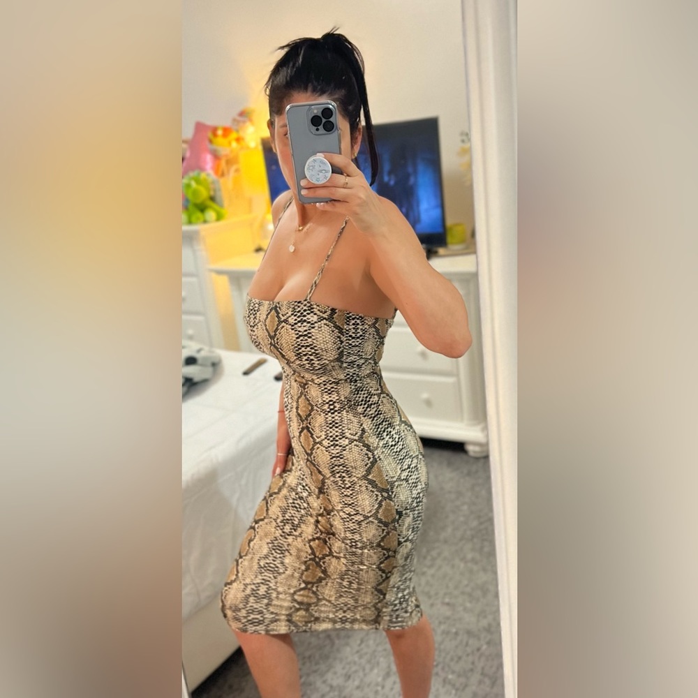 Sexy midi dress